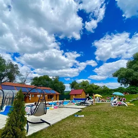 Guest house Nyaralo Aita Medie